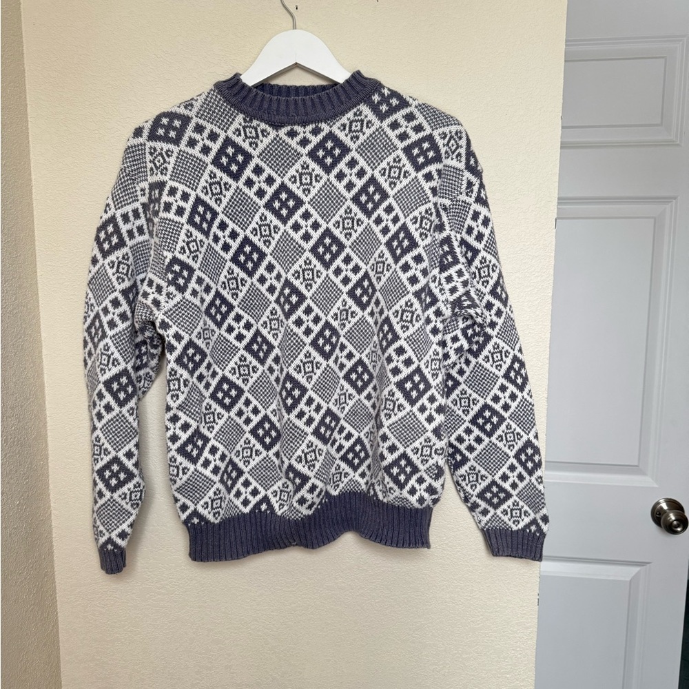 Blue and White Patterned Sweater